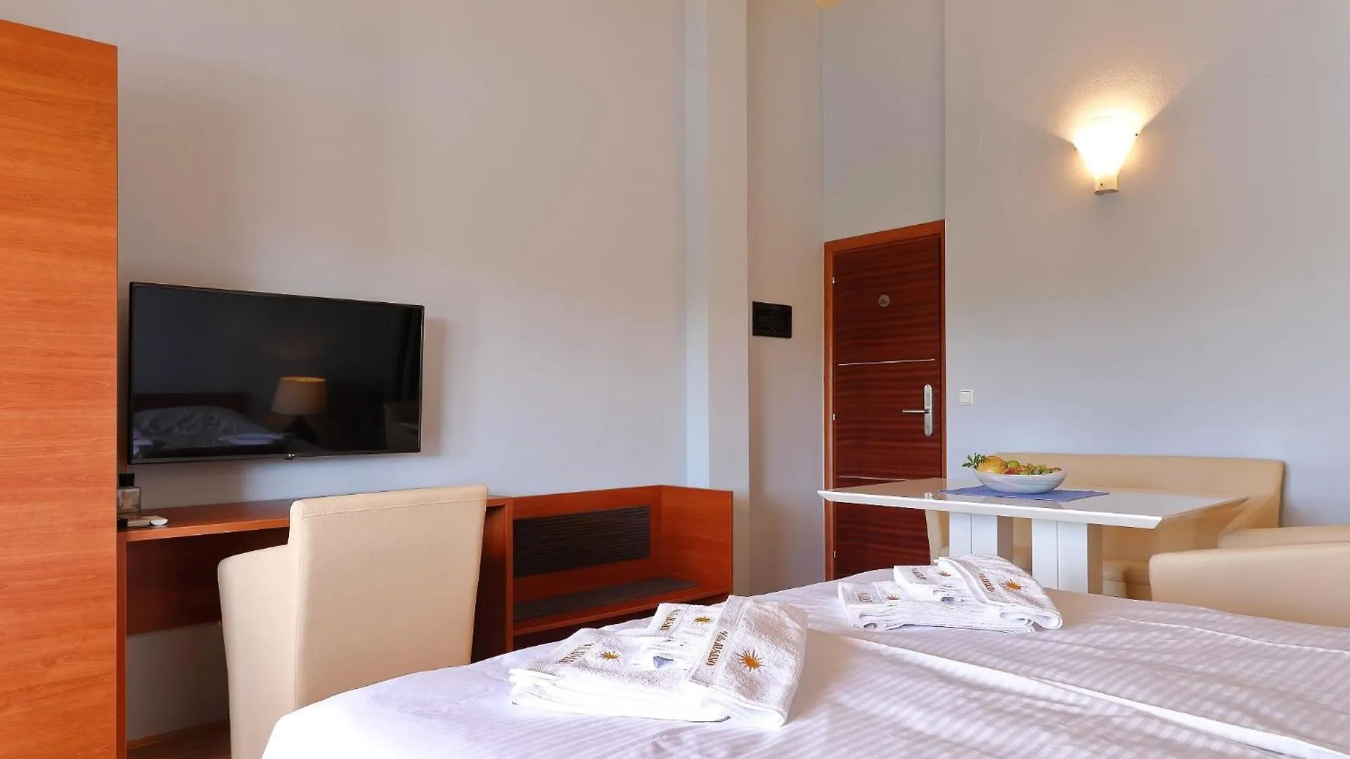 Alsano, No 1 Apartment Basic 0*,  Croatia