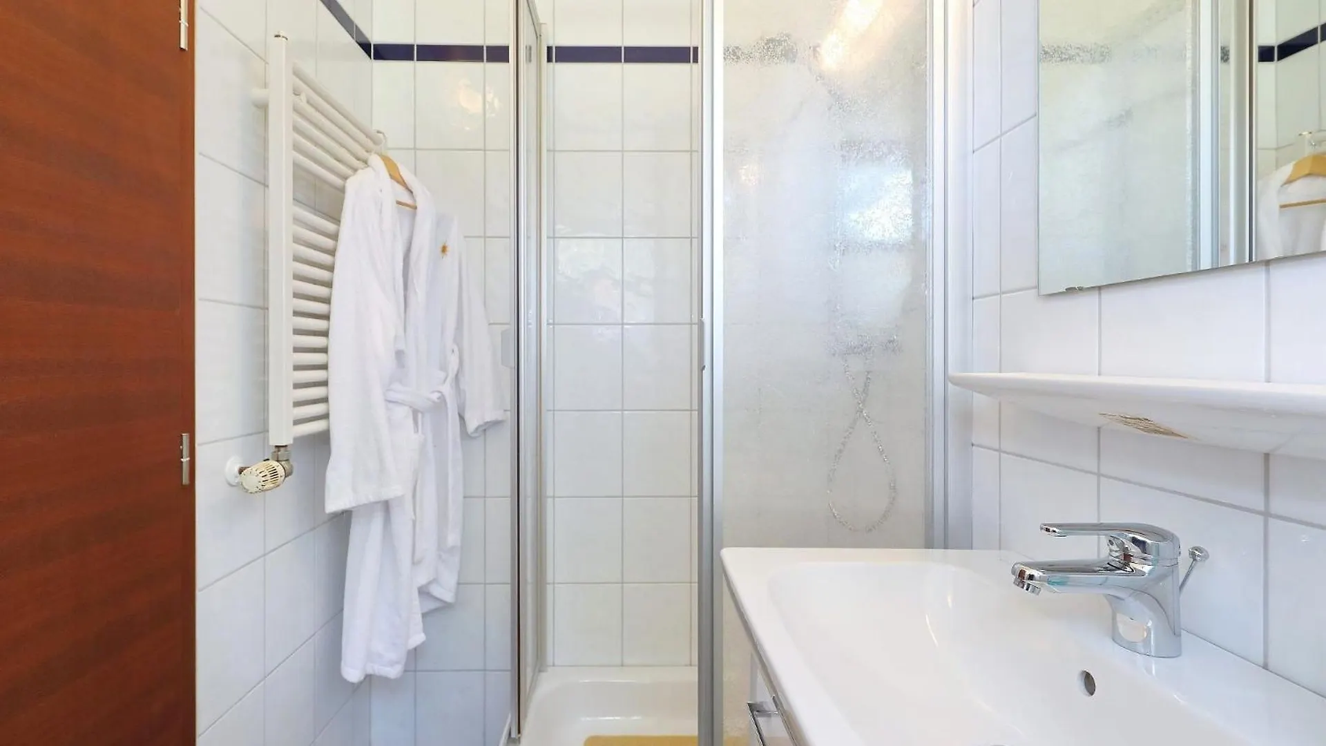 Alsano, No 1 Apartment Basic Croatia