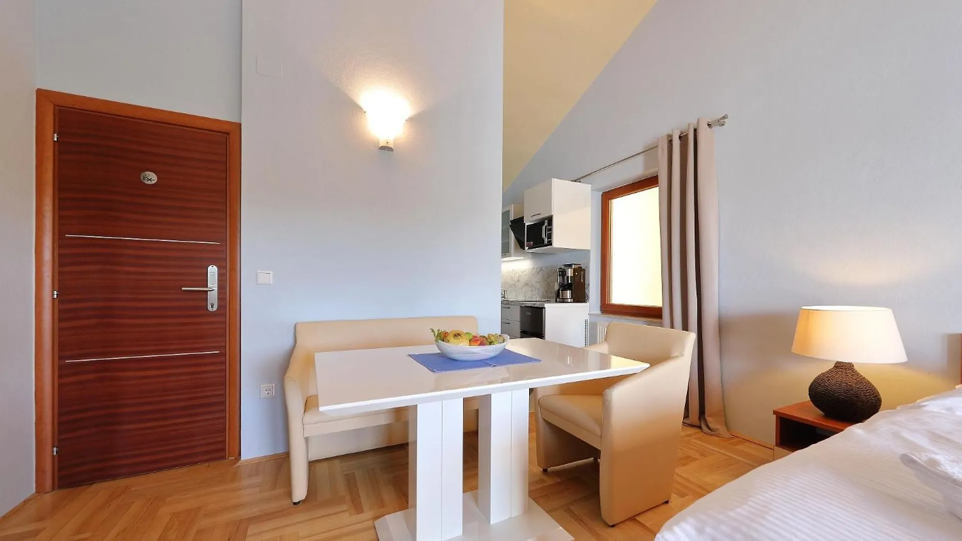 Alsano, No 1 Apartment Basic