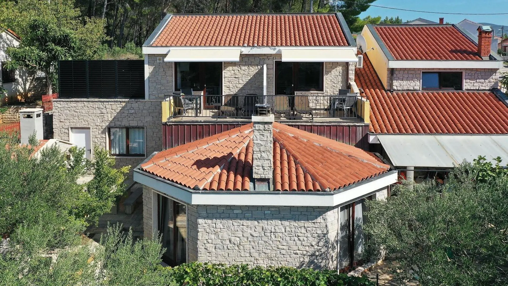 Alsano, No 1 Apartment Basic